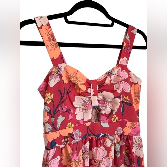 NWT monteau LA Tropical Smocked red V-neck Cutout Sleeveless Maxi Dress/ Size M - Picture 3 of 5